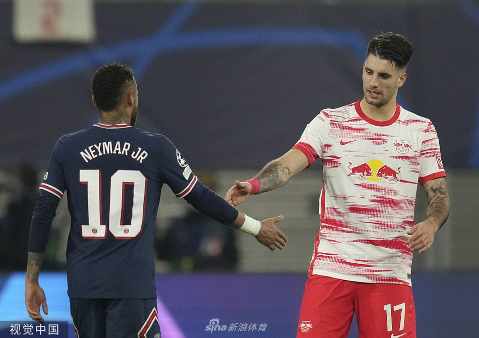 [欧冠]莱比锡2-2巴黎 维纳尔杜姆两球