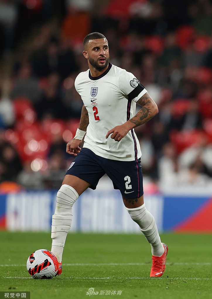 [世预赛]英格兰1-1匈牙利 斯通斯破门