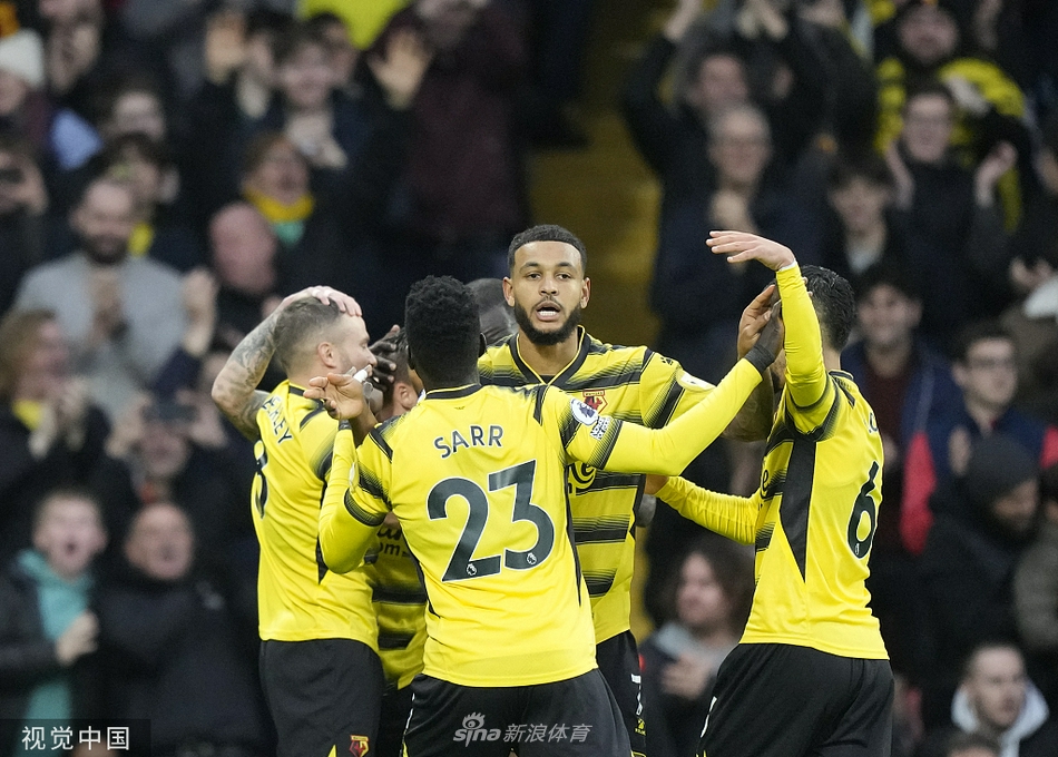 [英超]沃特福德4-1曼联 马奎尔红牌