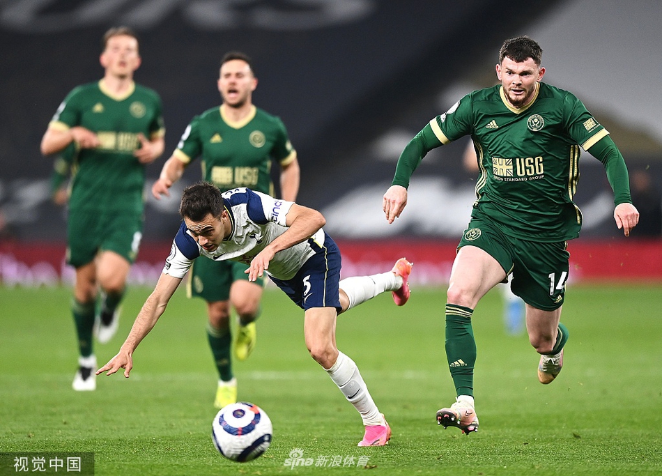 [英超]热刺4-0谢联 贝尔帽子戏法