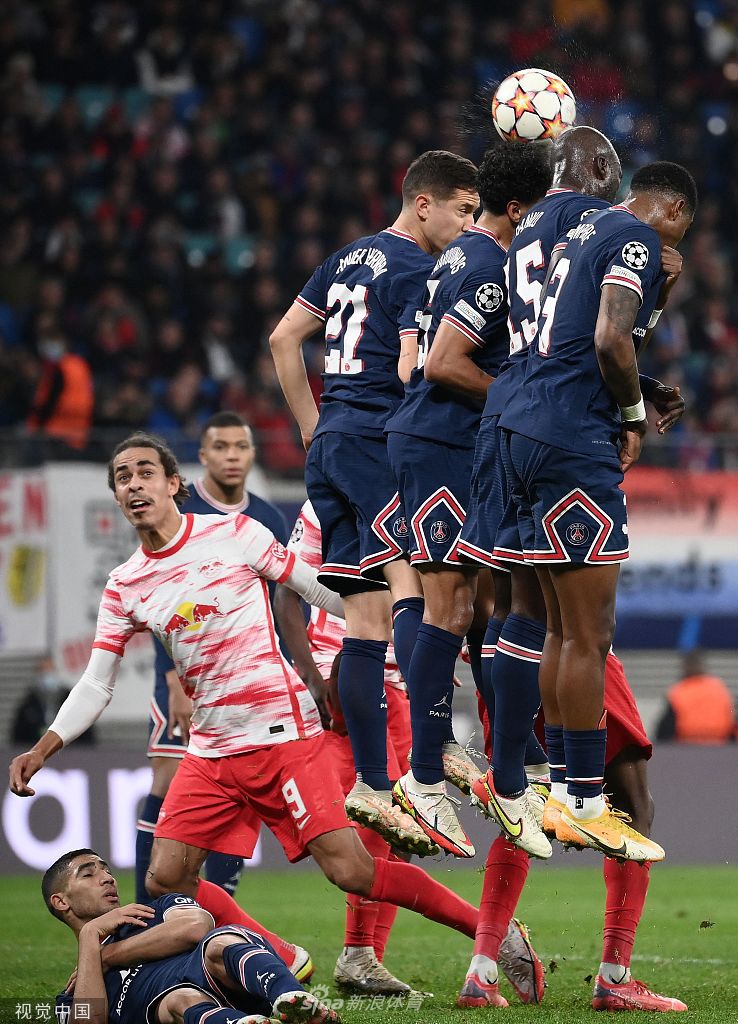 [欧冠]莱比锡2-2巴黎 维纳尔杜姆两球