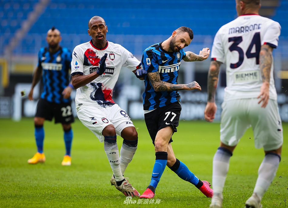 [意甲]国米6-2克罗托内 劳塔罗戴帽