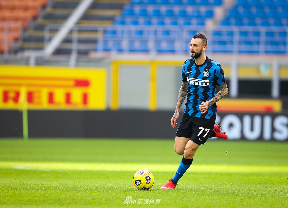 [意甲]国米6-2克罗托内 劳塔罗戴帽