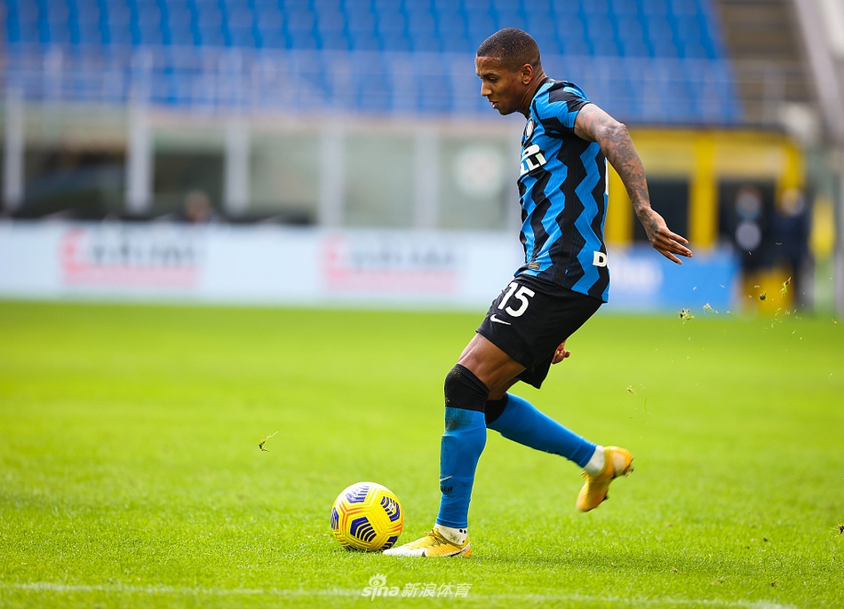 [意甲]国米6-2克罗托内 劳塔罗戴帽