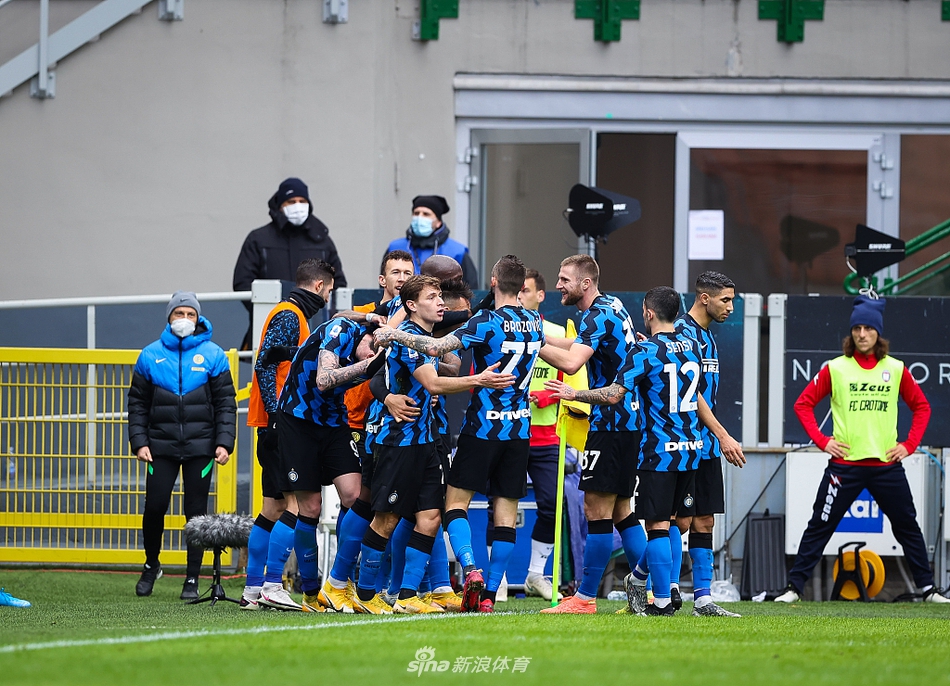 [意甲]国米6-2克罗托内 劳塔罗戴帽