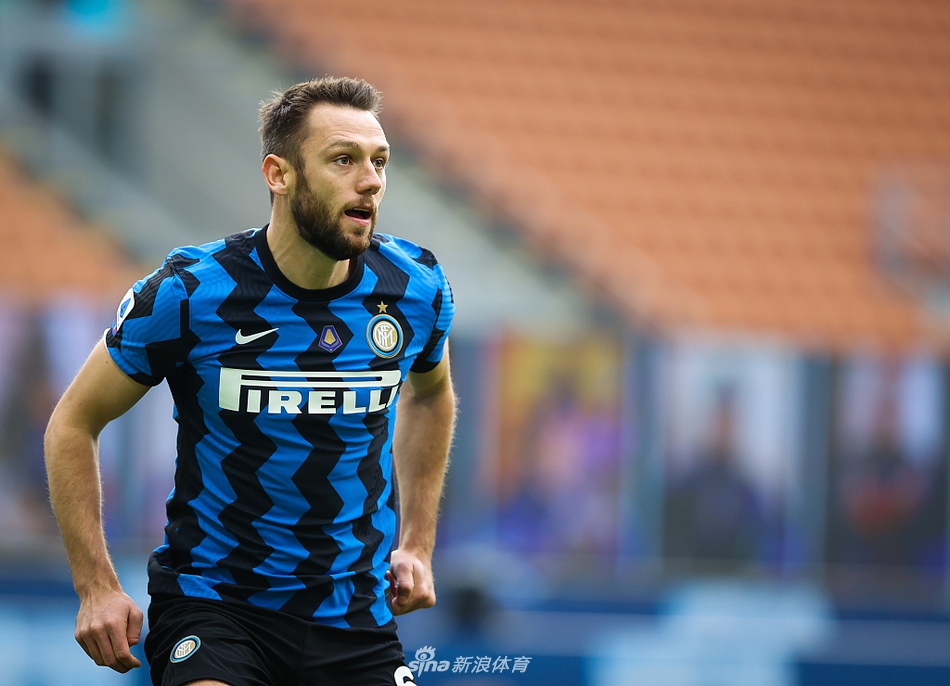 [意甲]国米6-2克罗托内 劳塔罗戴帽