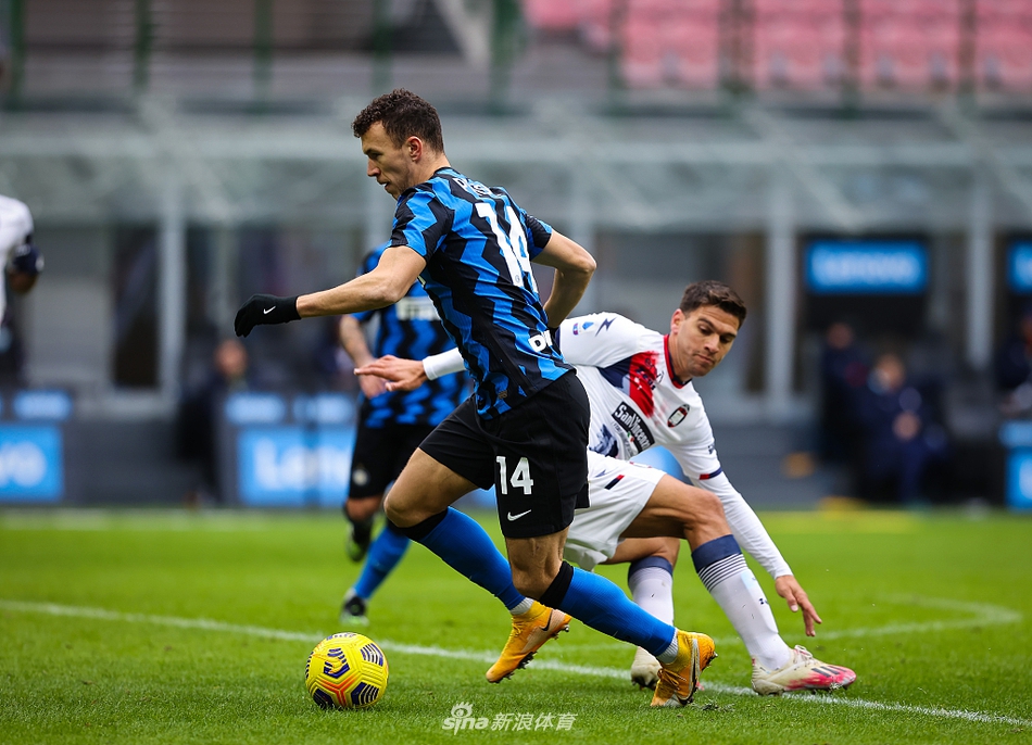 [意甲]国米6-2克罗托内 劳塔罗戴帽