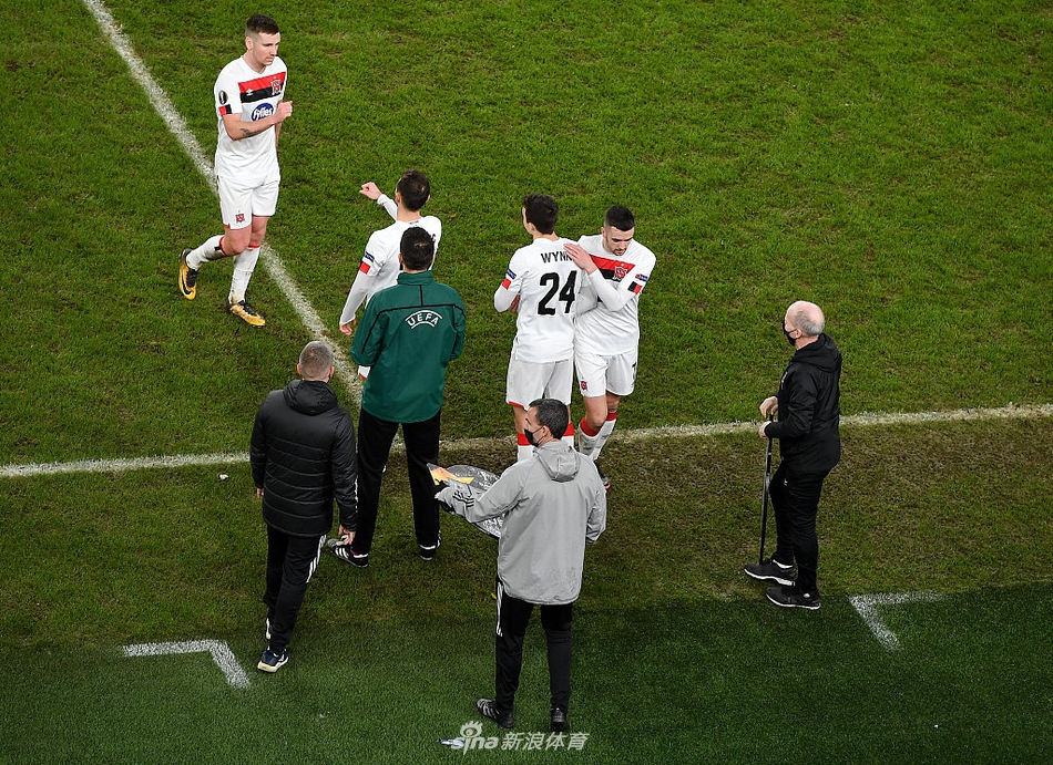 [欧联杯]邓多克2-4阿森纳