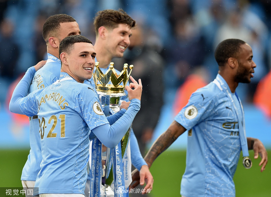 [英超]曼城5-0埃弗顿 阿圭罗两球