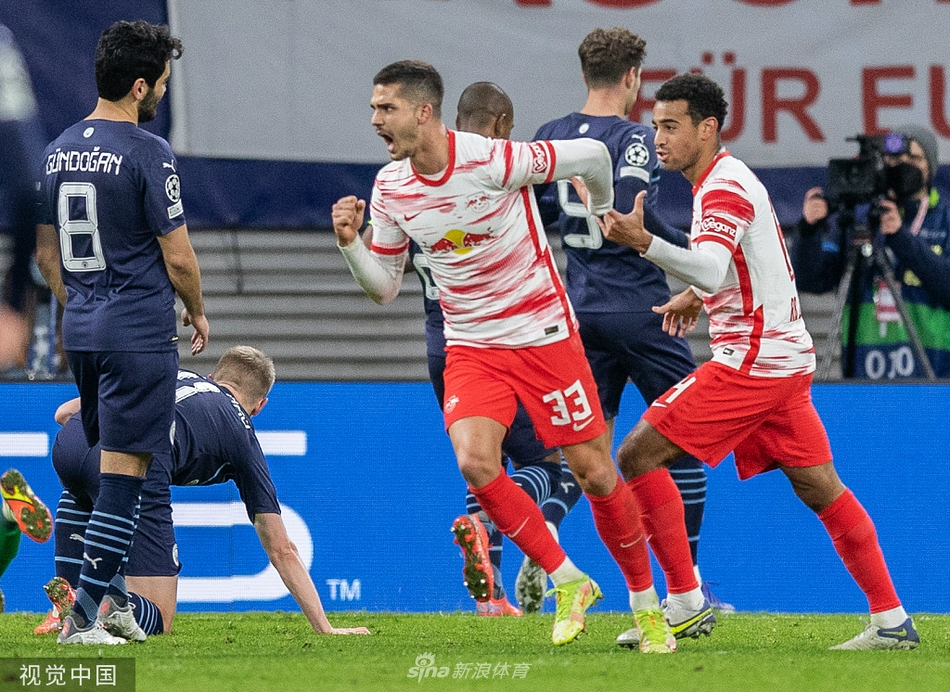 [欧冠]莱比锡2-1曼城 索博斯洛伊破门