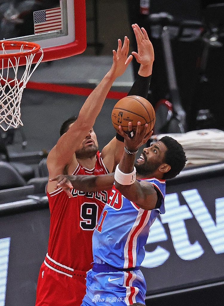 [NBA常规赛]篮网107-115公牛