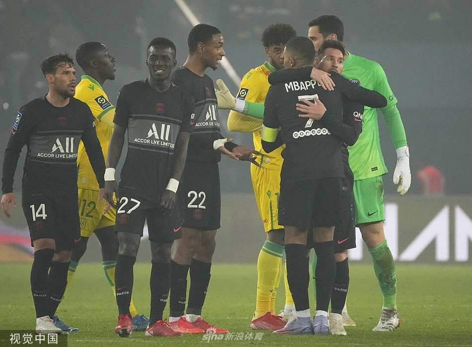 [法甲]巴黎圣日耳曼3-1南特 梅西破门