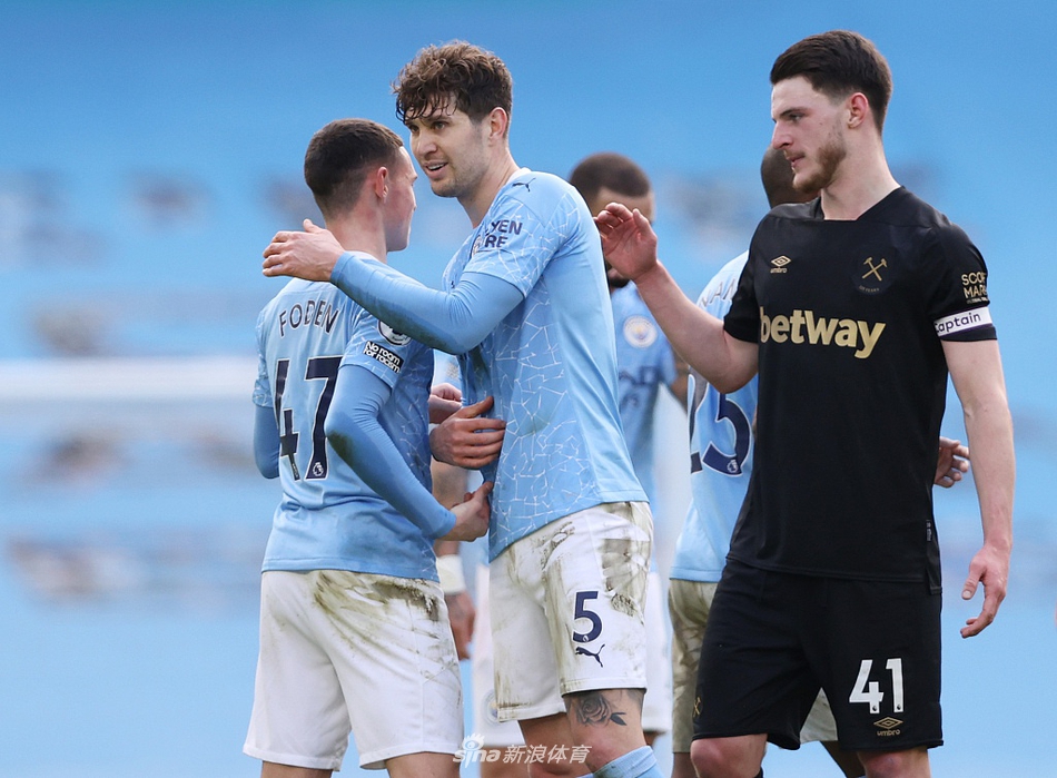 [英超]曼城2-1西汉姆 豪取20连胜