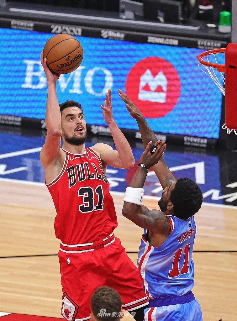 [NBA常规赛]篮网107-115公牛