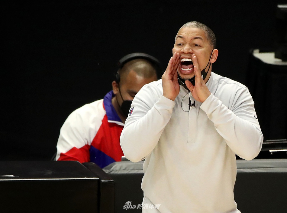 [NBA常规赛]湖人86-104快船