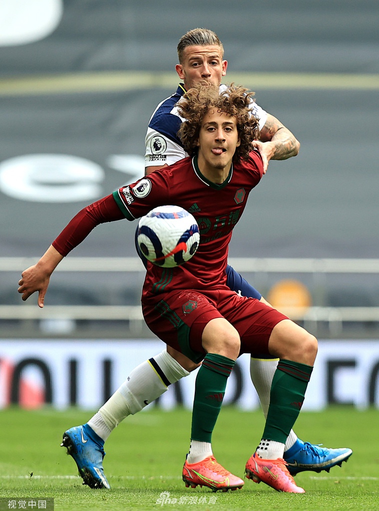 [英超]热刺2-0狼队 凯恩破门