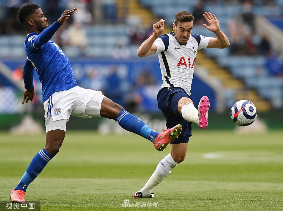 [英超]莱斯特2-4热刺 贝尔两球