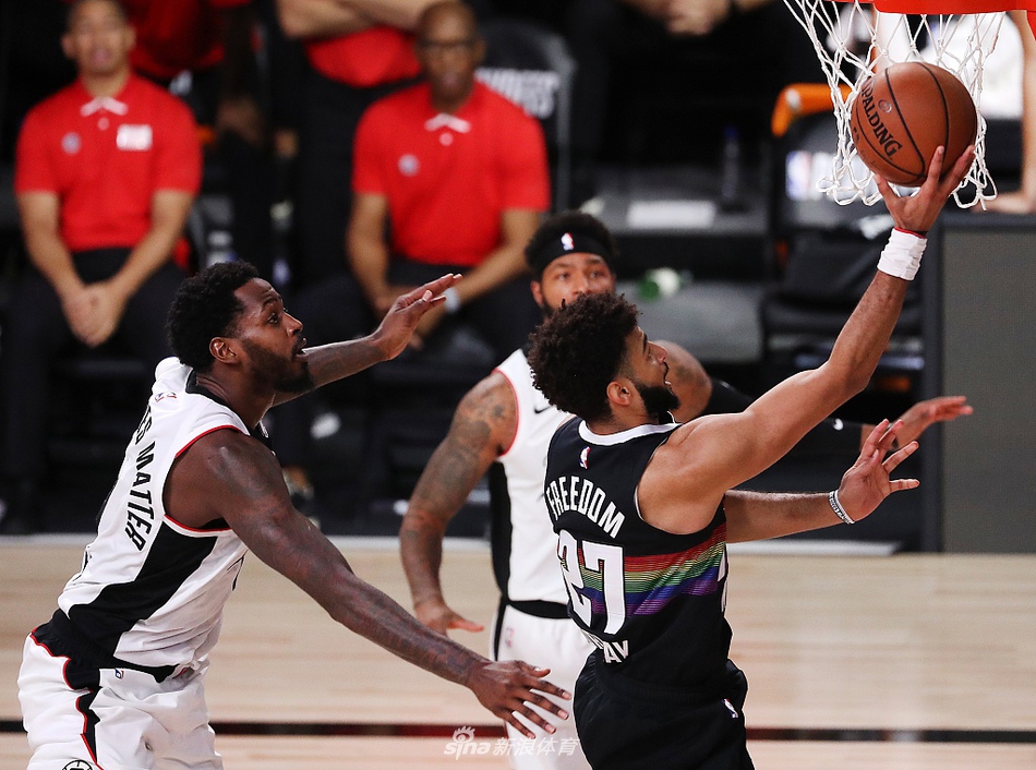 [NBA季后赛]快船98-111掘金 总分扳成3比3