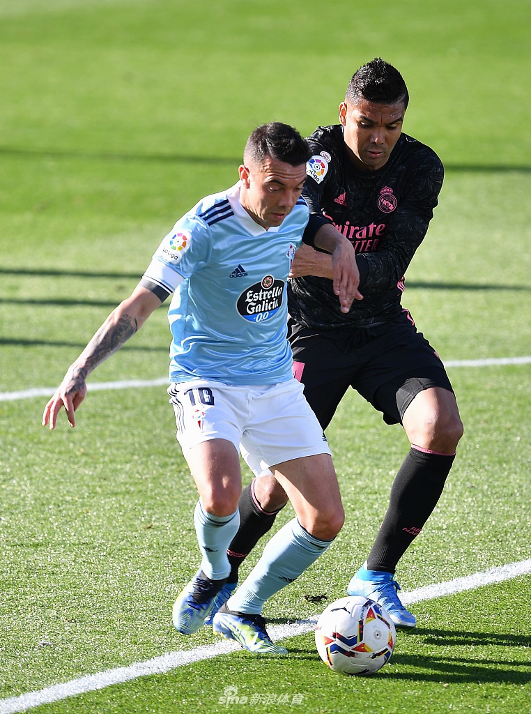 [西甲]塞尔塔1-3皇马 本泽马两射一传