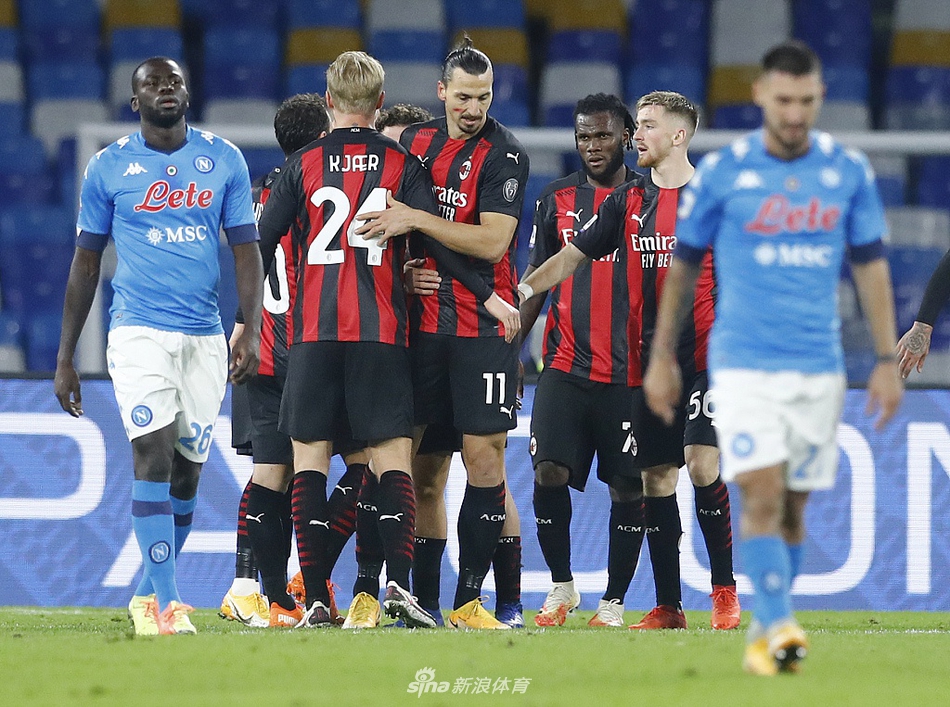[意甲]那不勒斯1-3AC米兰 伊布两球