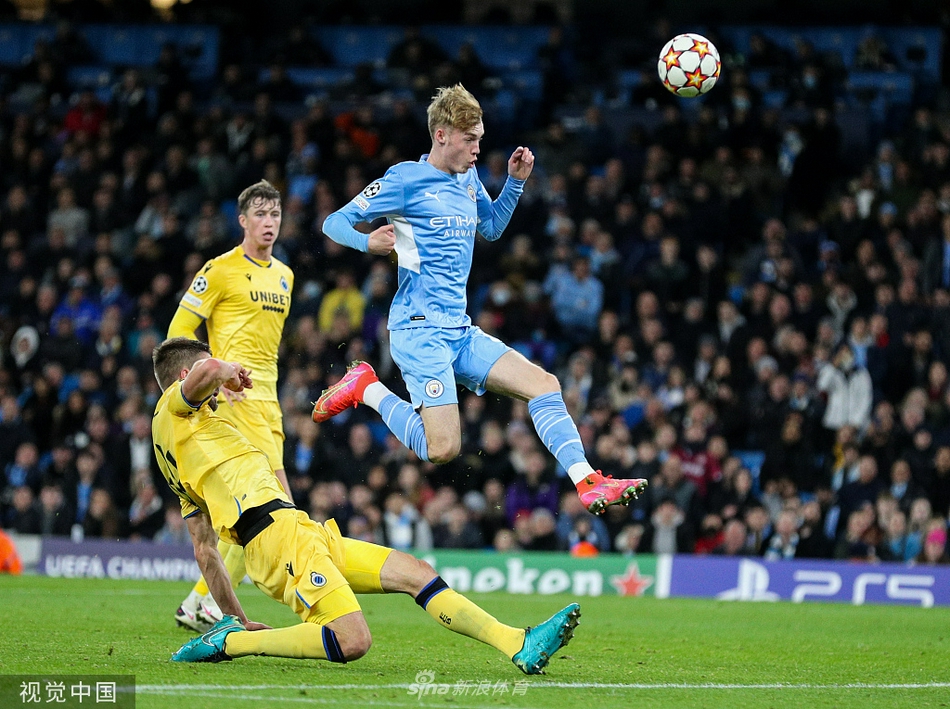 [欧冠]曼城4-1布鲁日 斯特林破门