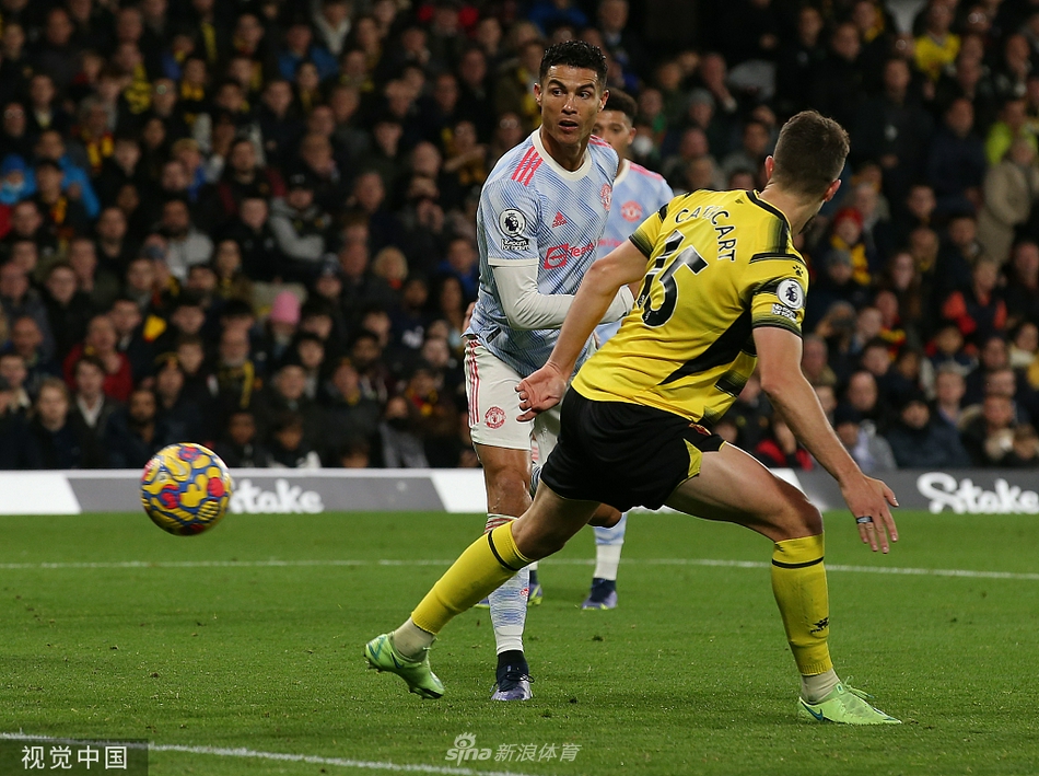 [英超]沃特福德4-1曼联 马奎尔红牌