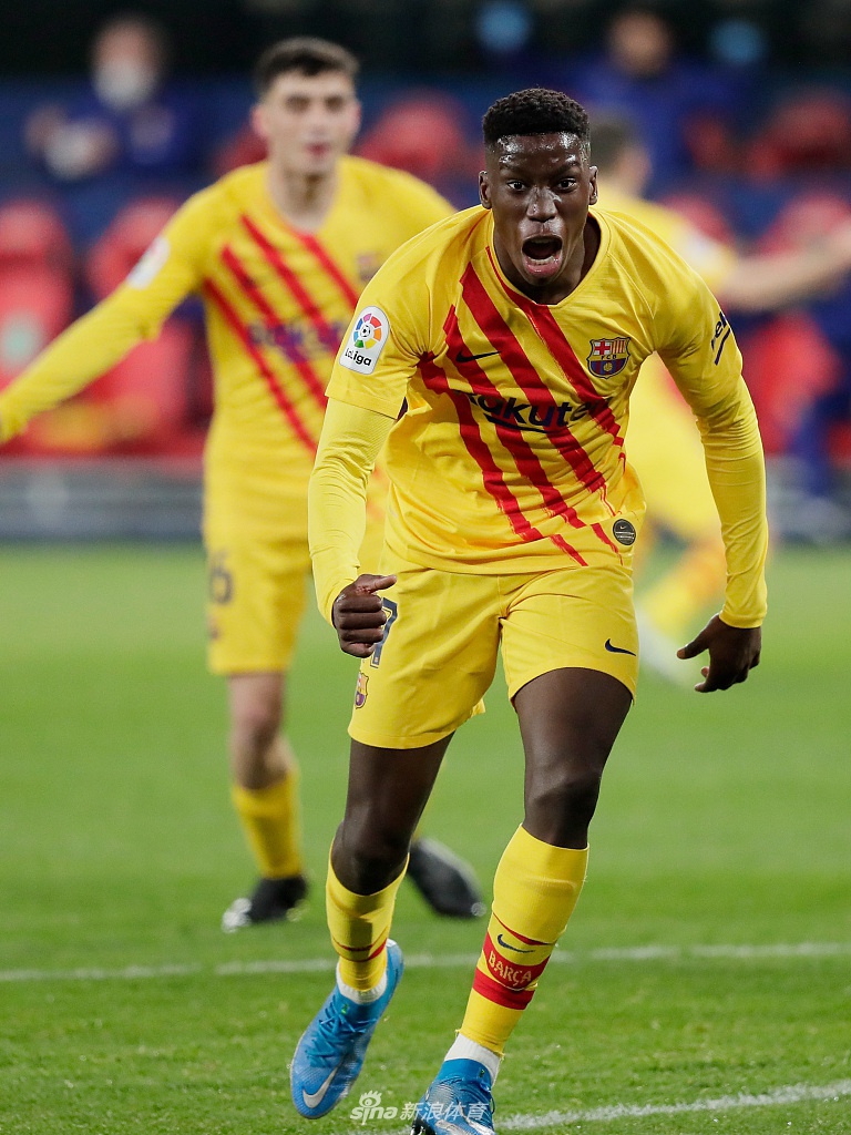 [西甲]奥萨苏纳0-2巴萨 梅西两助攻