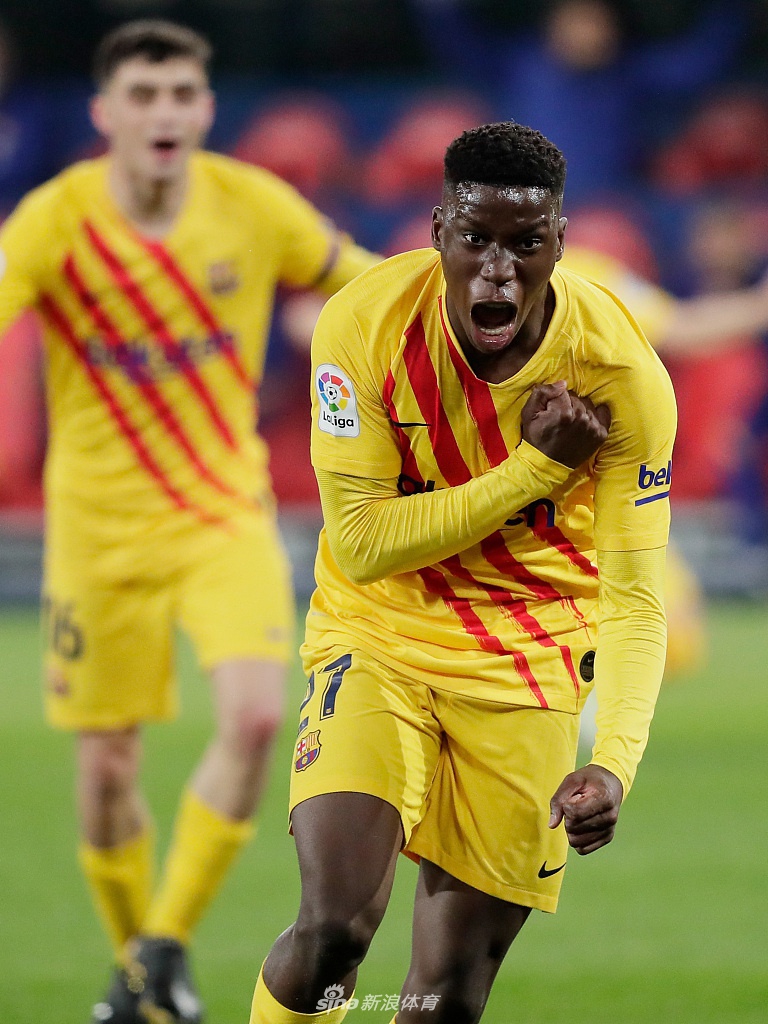 [西甲]奥萨苏纳0-2巴萨 梅西两助攻