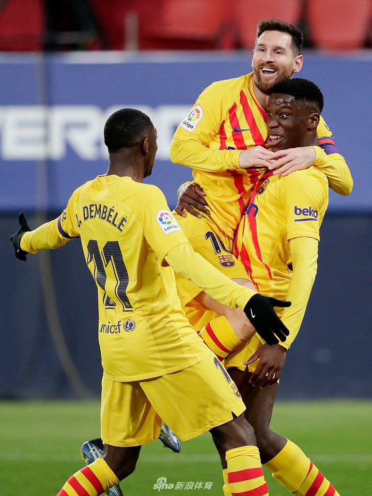 [西甲]奥萨苏纳0-2巴萨 梅西两助攻