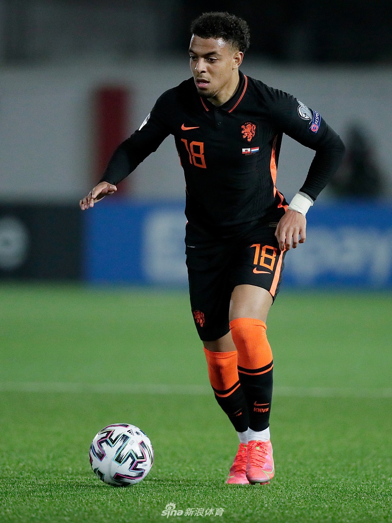 [世预赛]直布罗陀0-7荷兰 德佩两球