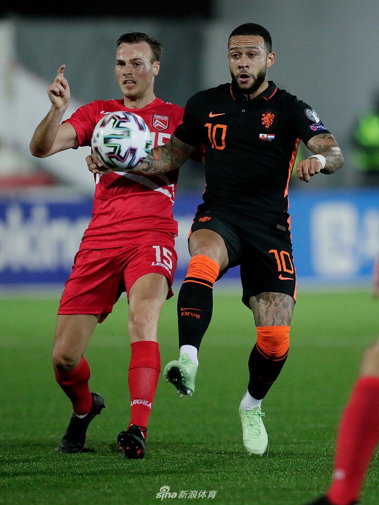 [世预赛]直布罗陀0-7荷兰 德佩两球