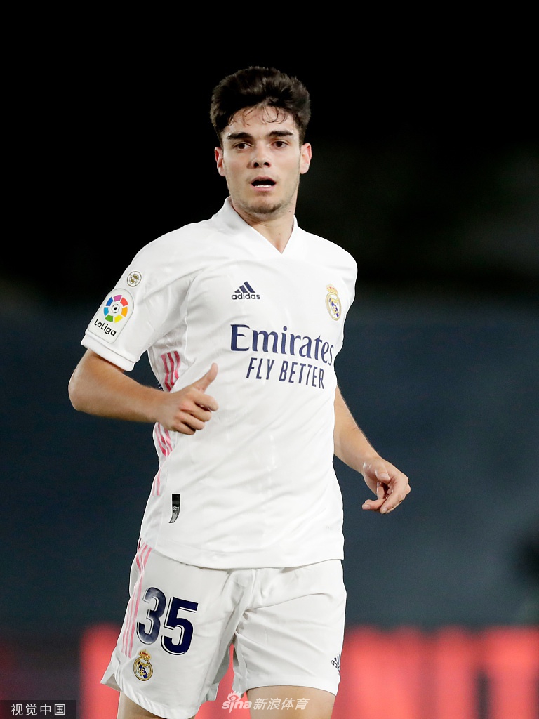 [西甲]皇马2-2塞维利亚 皇马压哨扳平