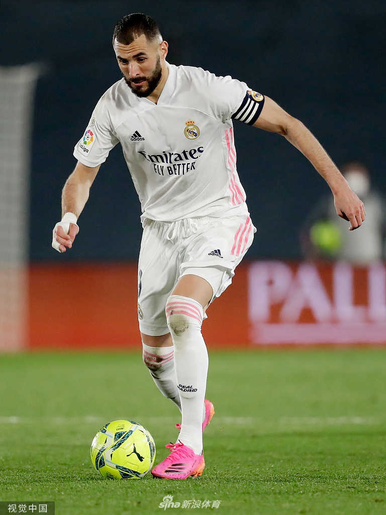 [西甲]皇马2-2塞维利亚 皇马压哨扳平