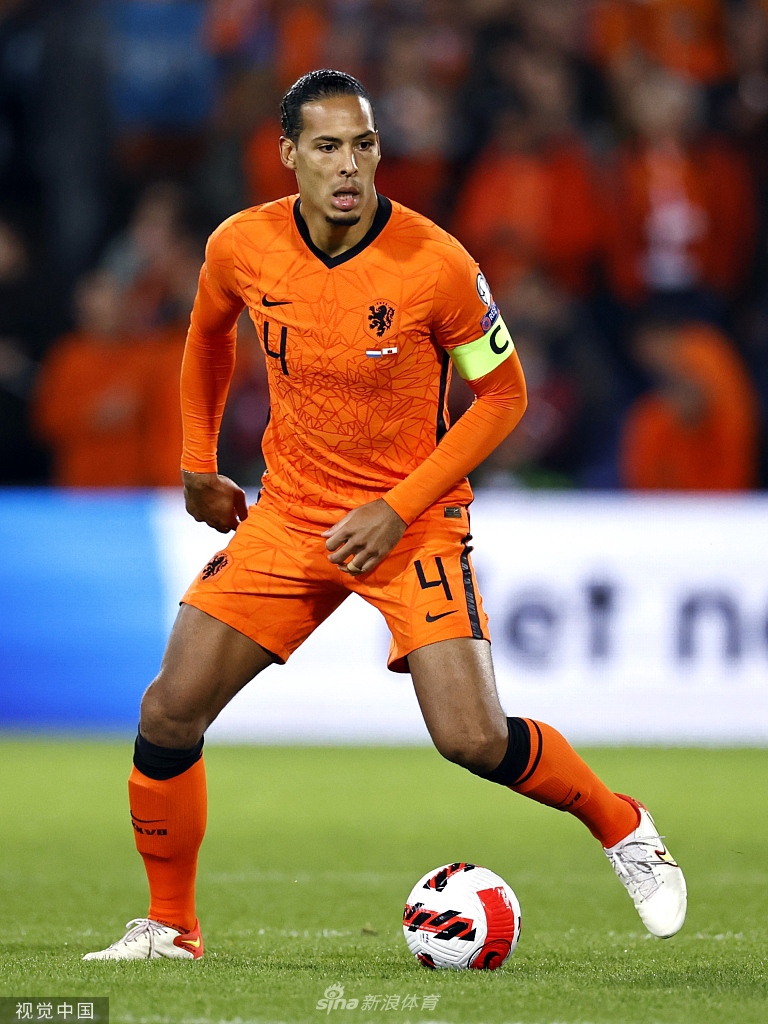 [世预赛]荷兰6-0直布罗陀 德佩两传两射