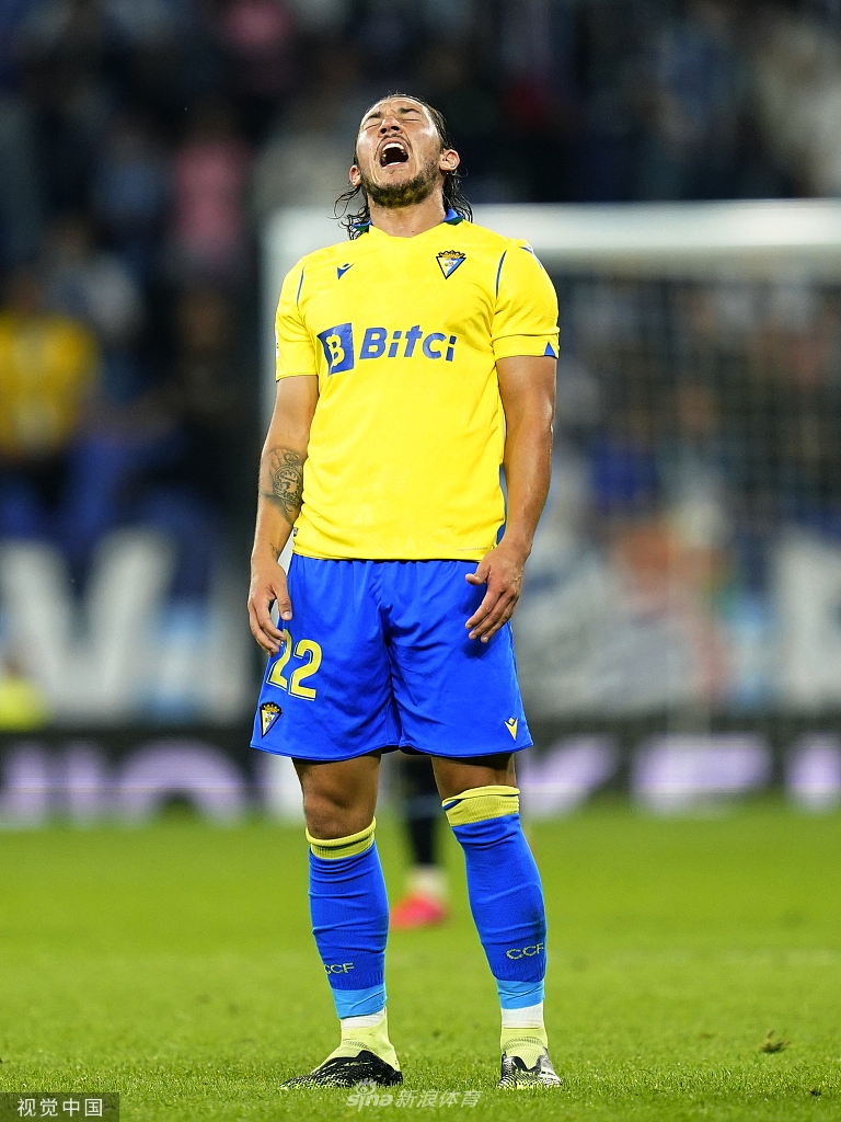 [西甲]西班牙人2-0加的斯 武磊90分钟替补登场