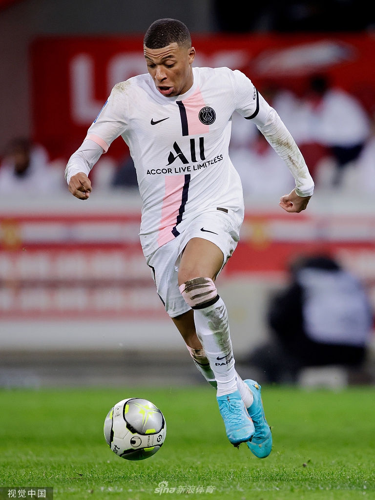 [法甲]里尔1-5巴黎圣日耳曼 梅西传射
