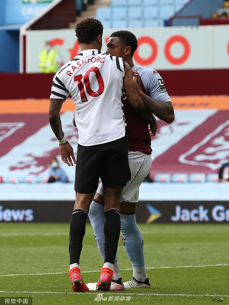 [英超]维拉1-3曼联 卡瓦尼破门