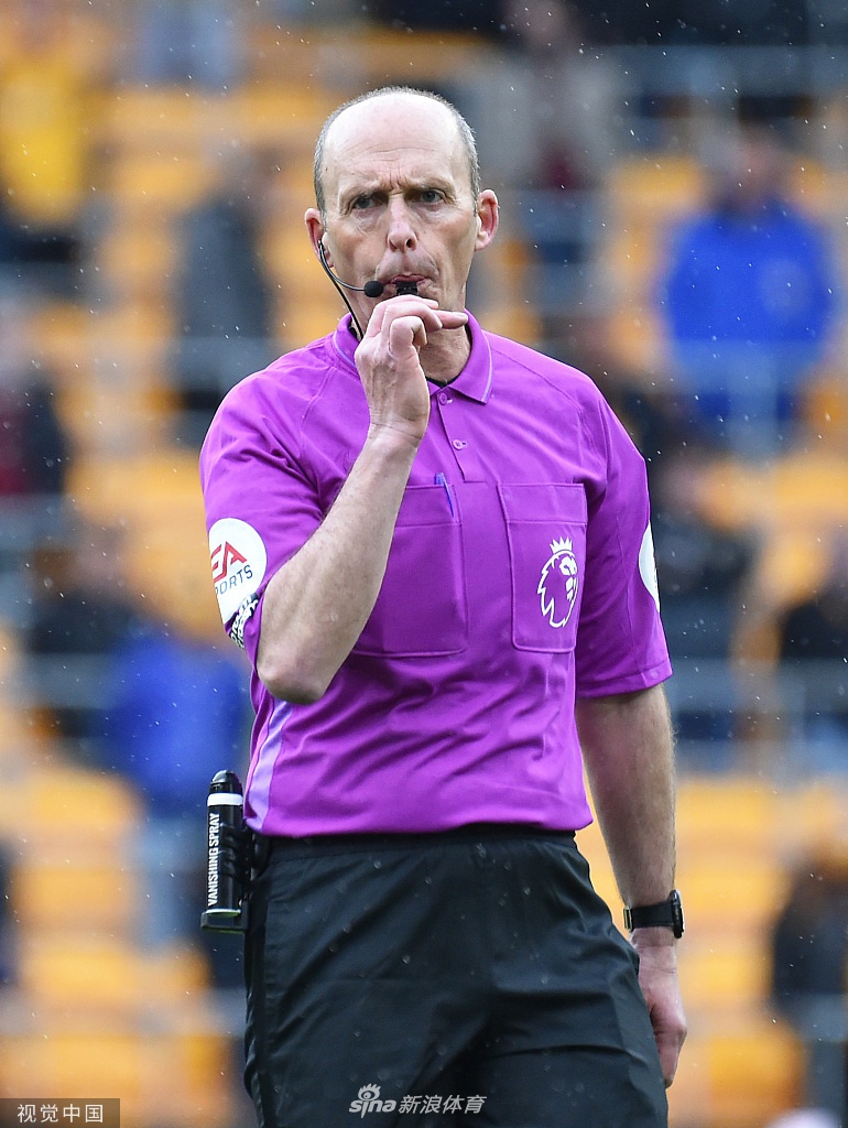 [英超]狼队1-2曼联 超新星破门