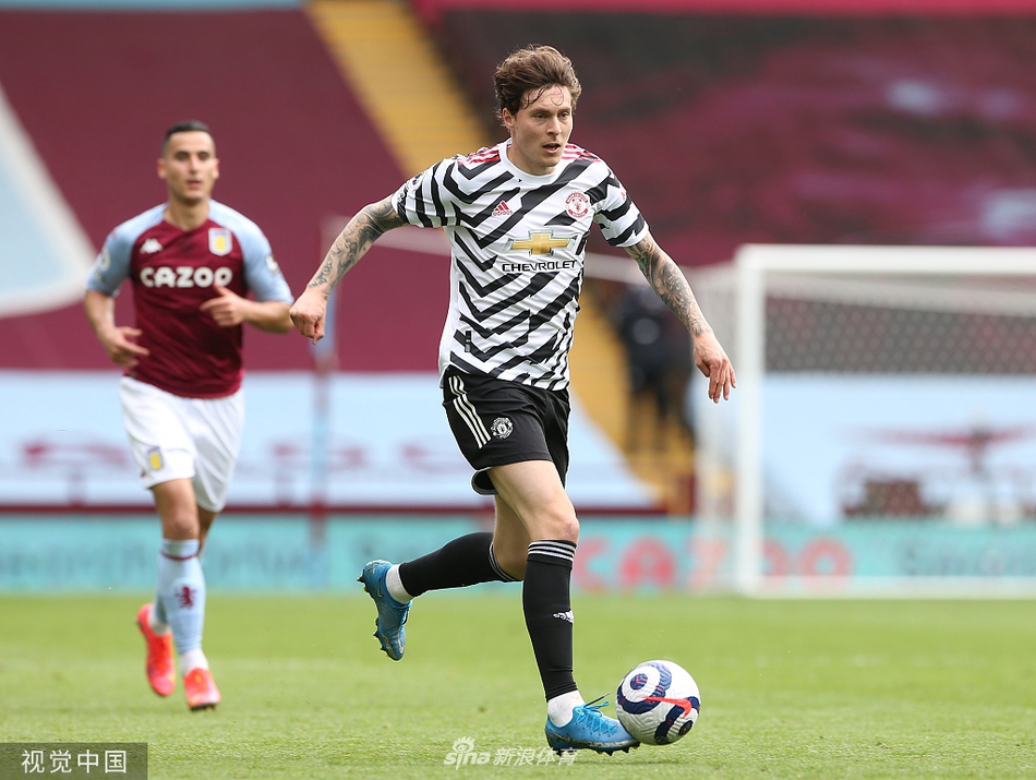 [英超]维拉1-3曼联 卡瓦尼破门