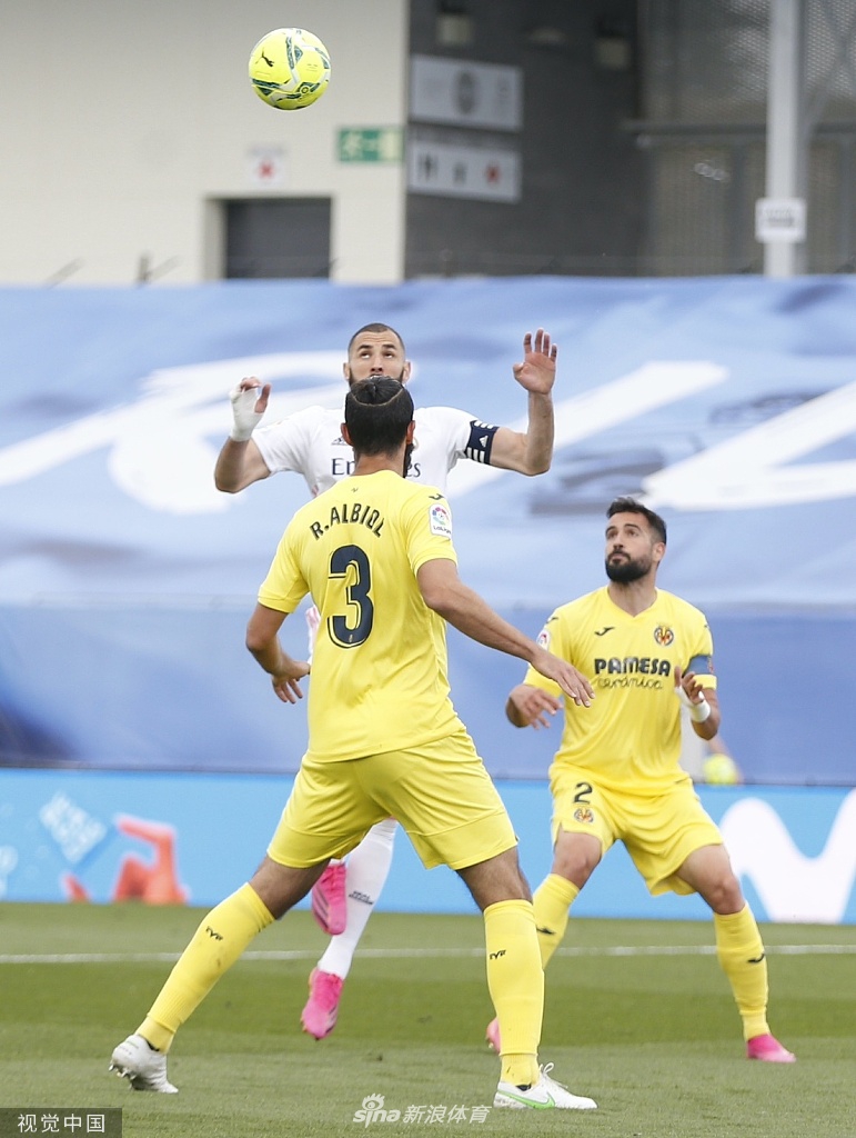 [西甲]皇马2-1比利亚雷亚尔 本泽马传射