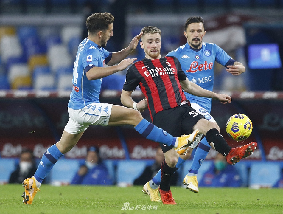 [意甲]那不勒斯1-3AC米兰 伊布两球