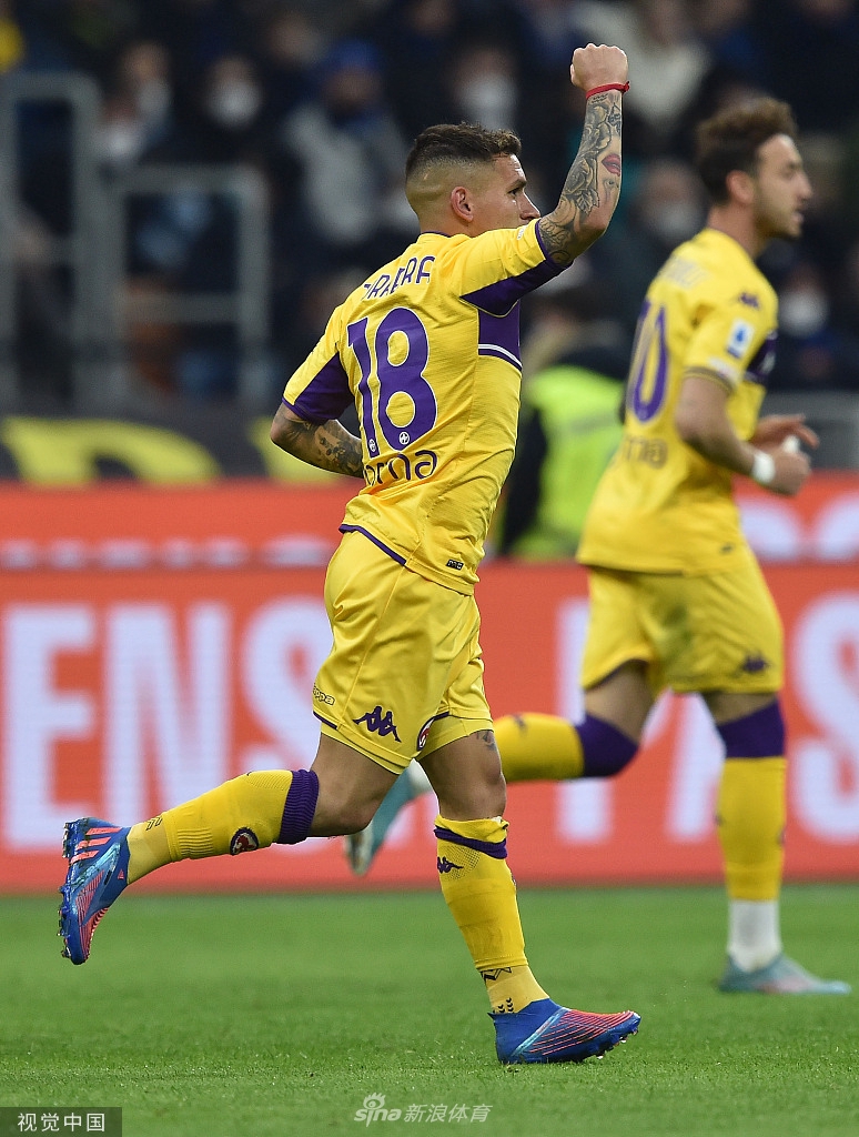 [意甲]国米1-1佛罗伦萨 邓弗里斯破门