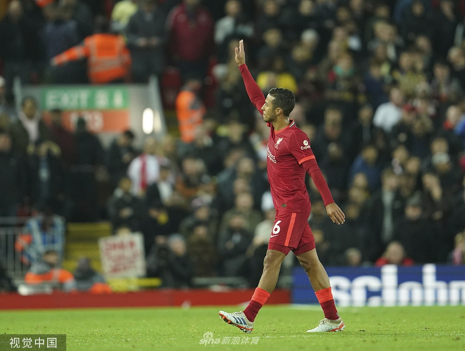 [英超]利物浦4-0阿森纳 利物浦多点开花