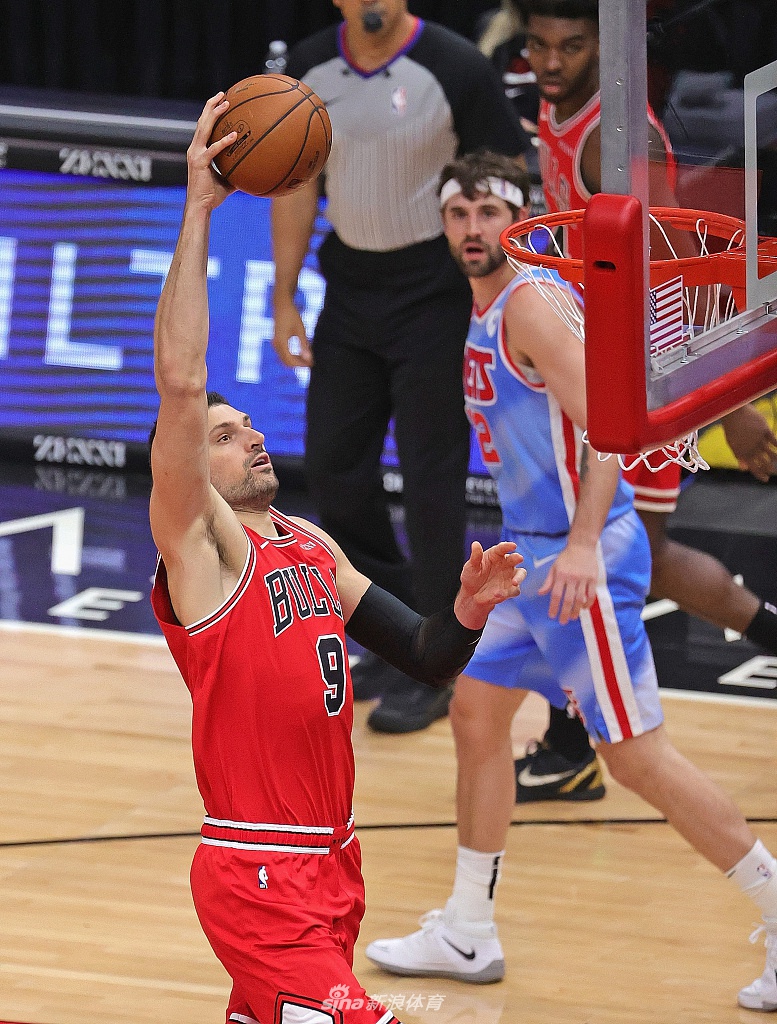 [NBA常规赛]篮网107-115公牛