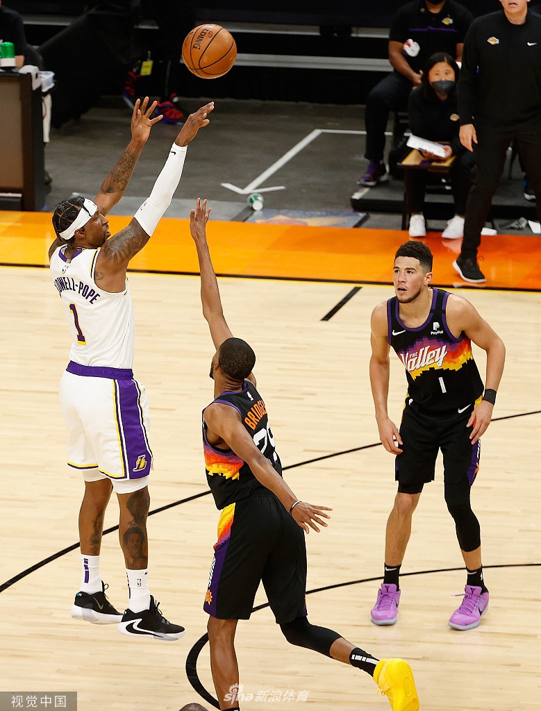 [NBA季后赛]湖人90-99太阳 詹姆斯两双难救主