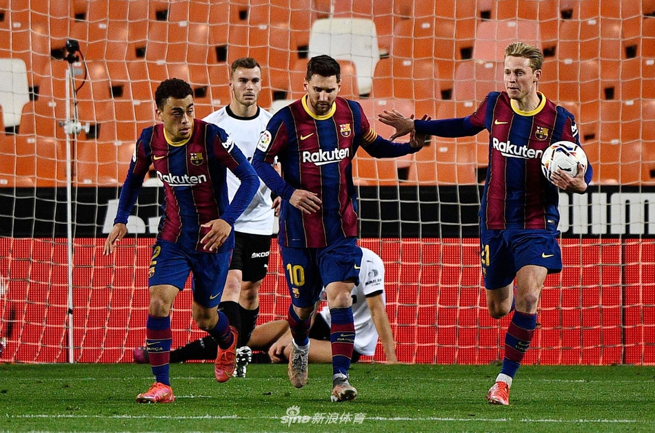 [西甲]瓦伦西亚2-3巴萨 梅西两球