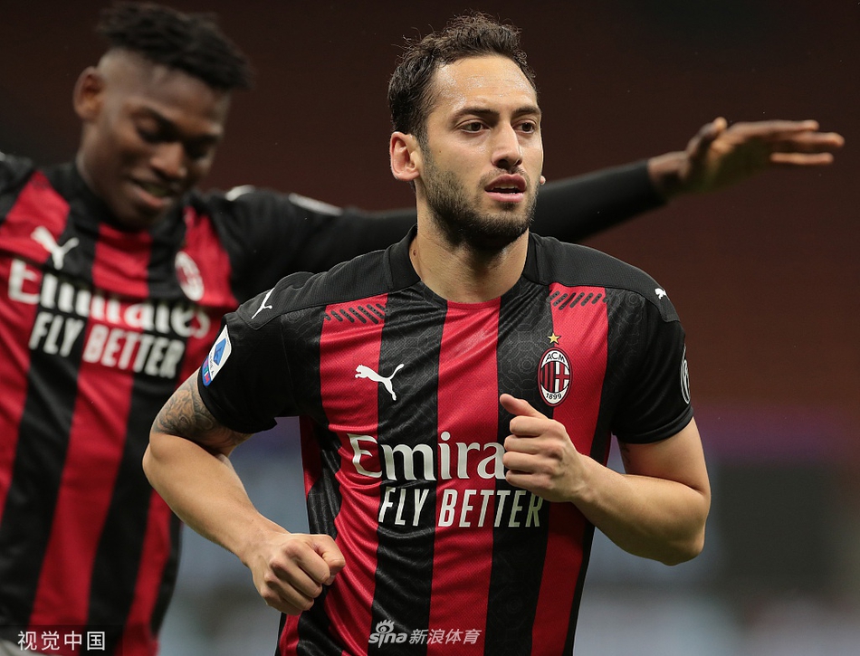 [意甲]AC米兰2-0贝内文托