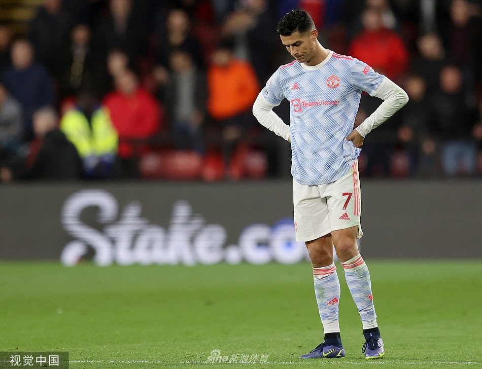 [英超]沃特福德4-1曼联 马奎尔红牌