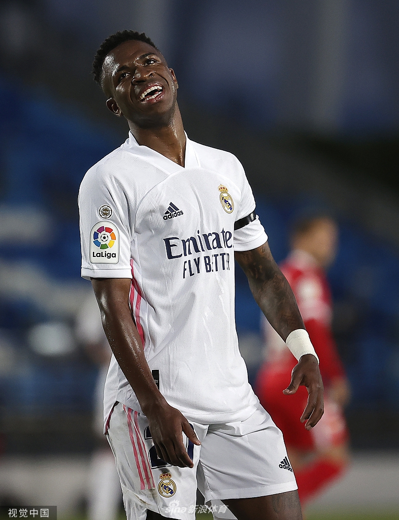 [西甲]皇马2-2塞维利亚 皇马压哨扳平