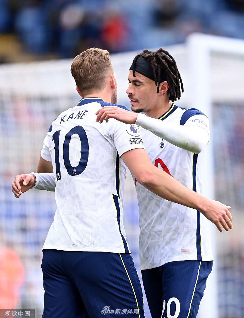 [英超]莱斯特2-4热刺 贝尔两球